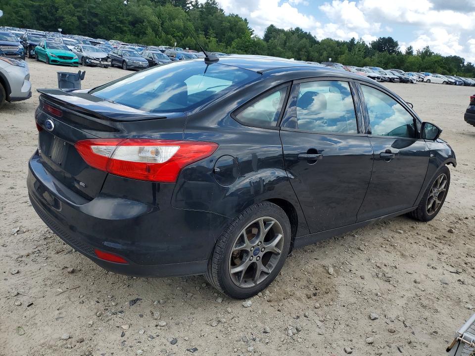 Photo 3 from auction – 2014 FORD FOCUS with VIN 1FADP3F24EL386084