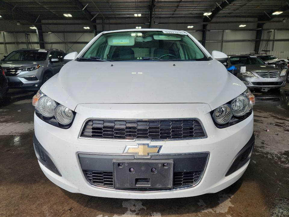 Photo 5 from auction – 2015 CHEVROLET SONIC with VIN 1G1JA6SH1F4197827