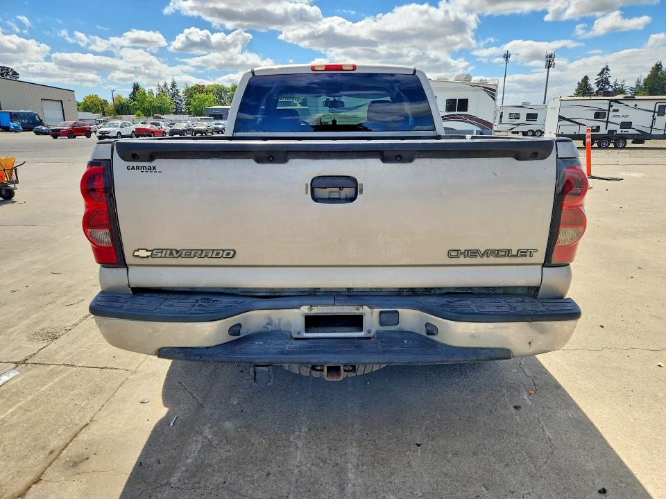 Photo 6 from auction – 2005 CHEVROLET SILVERADO with VIN 2GCEC19V551320895