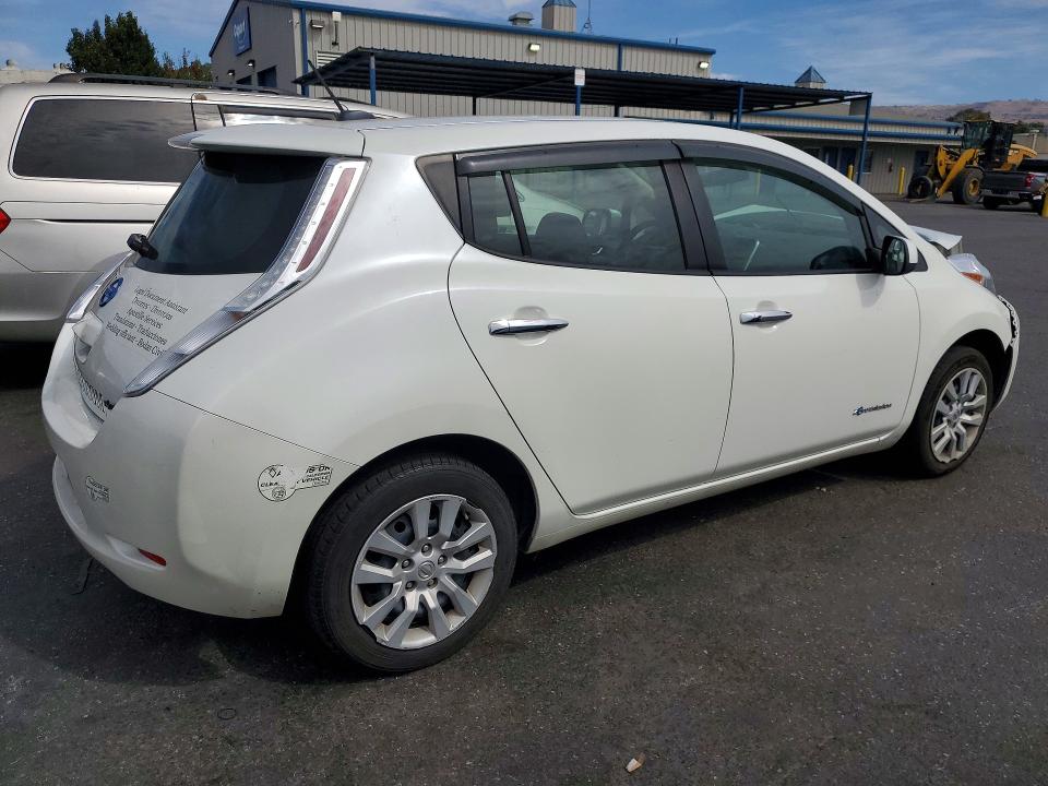 Photo 3 from auction – 2016 NISSAN LEAF with VIN 1N4AZ0CP0GC308786