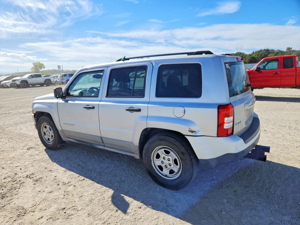 Photo 2 from auction – 2011 JEEP PATRIOT with VIN 1J4NT1GA1BD102849