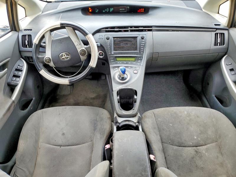 Photo 8 from auction – 2011 TOYOTA PRIUS with VIN JTDKN3DU4B1341374