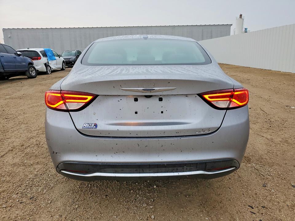 Photo 6 from auction – 2015 CHRYSLER 200 with VIN 1C3CCCAB2FN541699