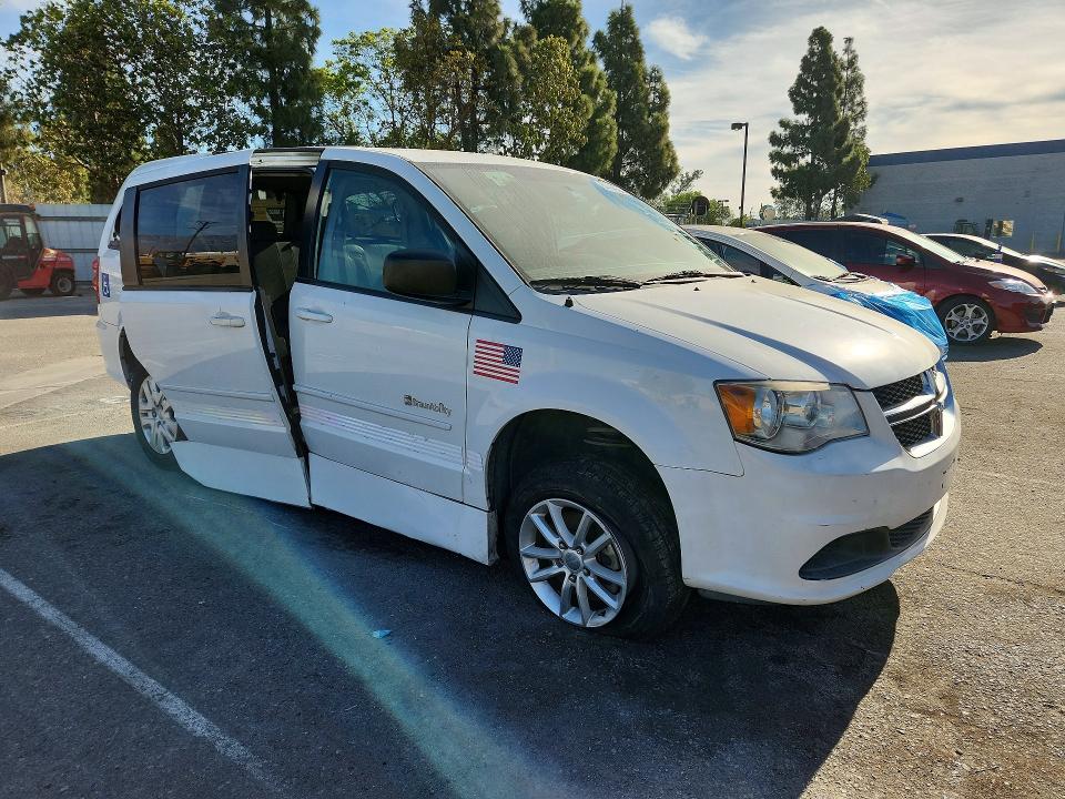 Photo 4 from auction – 2017 DODGE GRAND CARAVAN with VIN 2C4RDGBG3HR768023