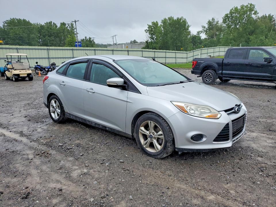 Photo 4 from auction – 2014 FORD FOCUS with VIN 1FADP3F25EL239143