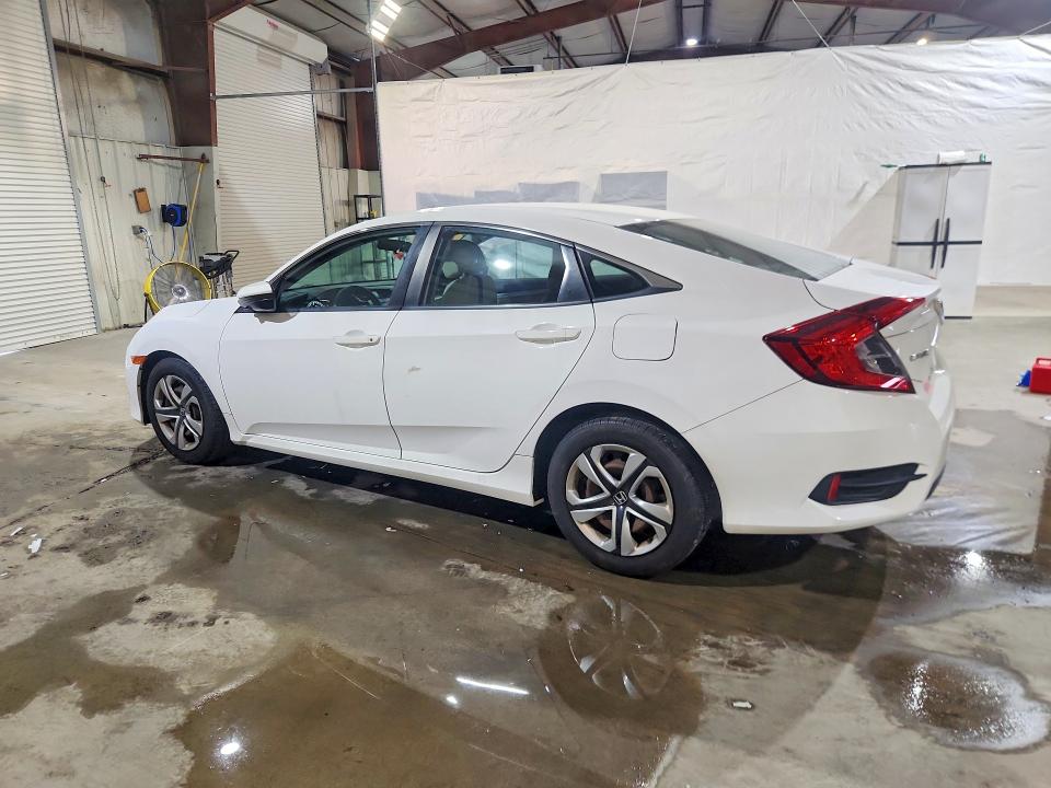 Снимка 2 от търг – 2016 HONDA CIVIC с VIN 19XFC2F54GE233137