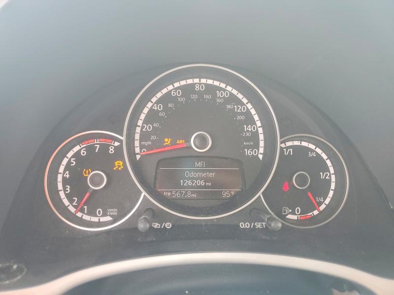 Photo 9 from auction – 2015 VOLKSWAGEN BEETLE with VIN 3VW517AT4FM801697