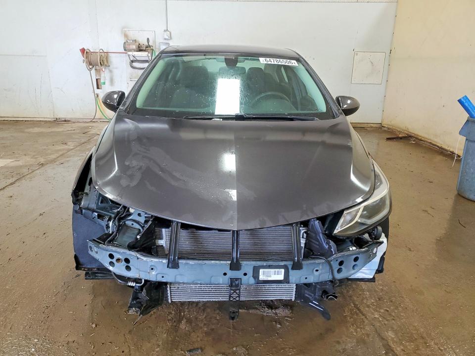 Photo 5 from auction – 2017 CHEVROLET CRUZE with VIN 1G1BE5SM2H7199913