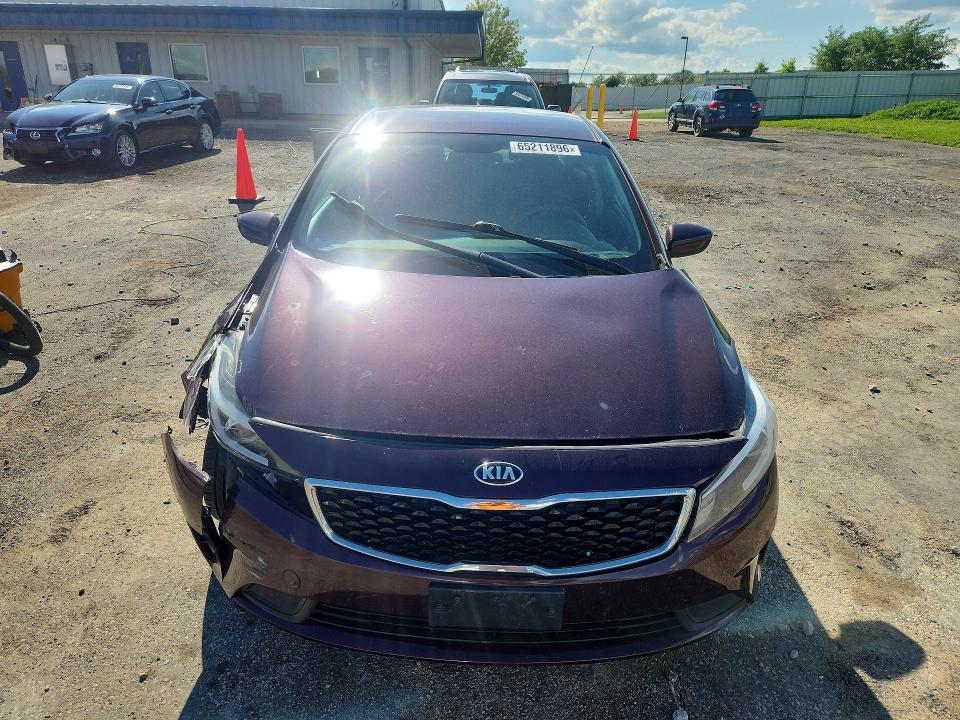 Zdjęcie 5 z aukcji – 2018 KIA FORTE z VIN 3KPFL4A73JE226529