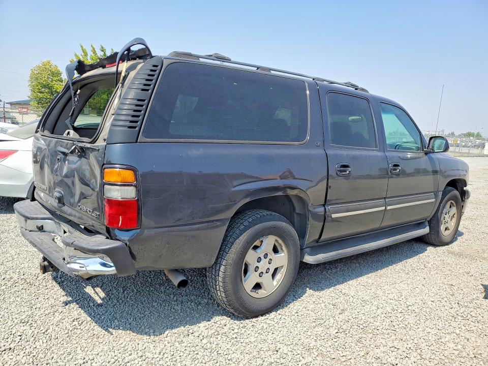 Photo 3 from auction – 2005 CHEVROLET SUBURBAN with VIN 3GNFK16Z35G146158
