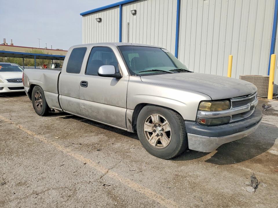 Photo 4 from auction – 2000 CHEVROLET SILVERADO with VIN 2GCEC19V2Y1135191