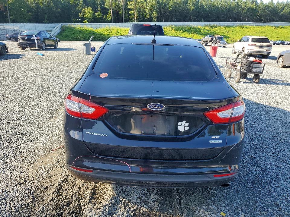 Photo 6 from auction – 2016 FORD FUSION with VIN 3FA6P0HD5GR210834