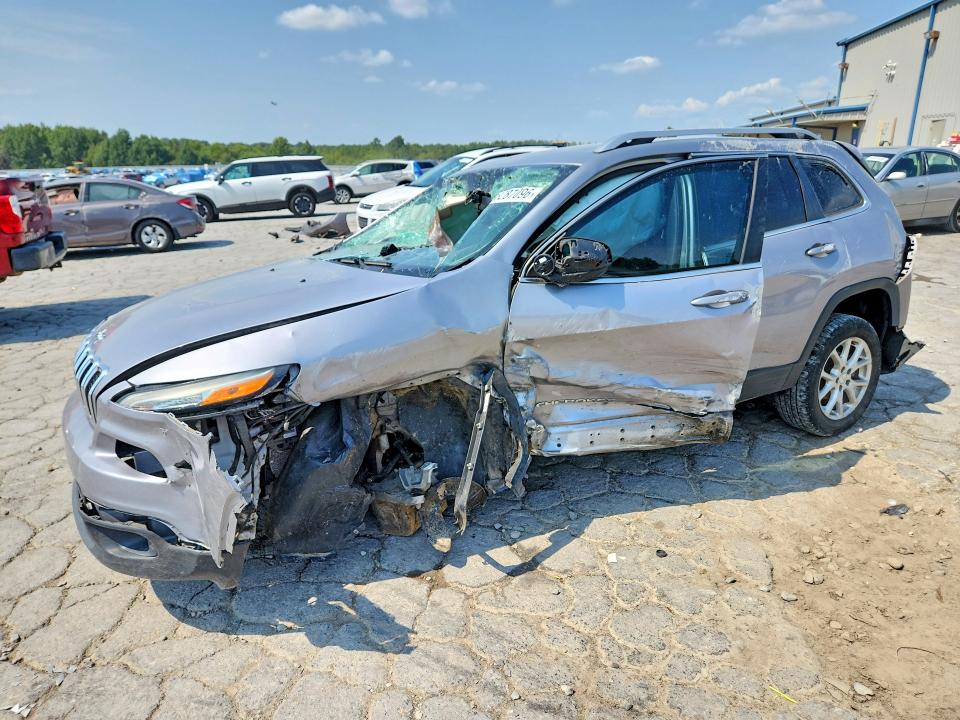 JEEP CHEROKEE 2015 с VIN 1C4PJLCB2FW793687 - Снимка от търг