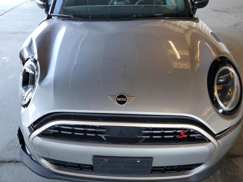 صورة رقم 11 من المزاد - 2025 MINI COOPER مع VIN WMW23GD0XS2X03158