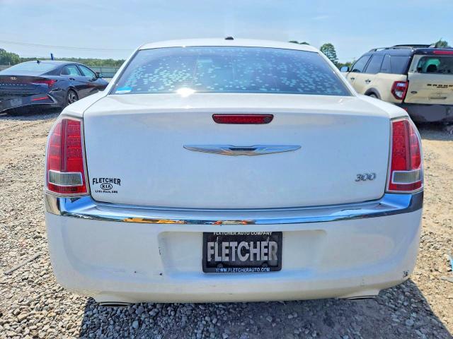 Photo 6 from auction – 2013 CHRYSLER 300 with VIN 2C3CCAAG5DH544702