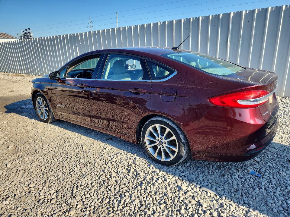 Photo 2 from auction – 2017 FORD FUSION with VIN 3FA6P0LU0HR128972