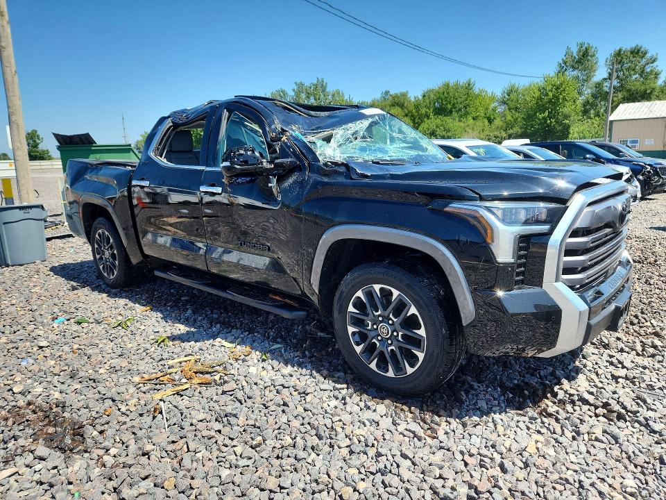 Photo 4 from auction – 2022 TOYOTA TUNDRA with VIN 5TFJA5DB2NX014720