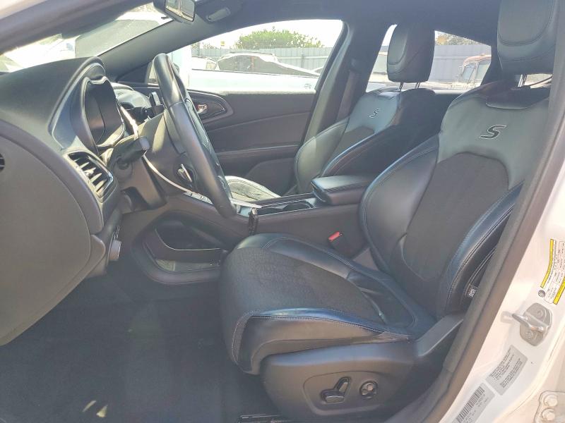 Снимка 7 от търг – 2015 CHRYSLER 200 с VIN 1C3CCCBG1FN627502