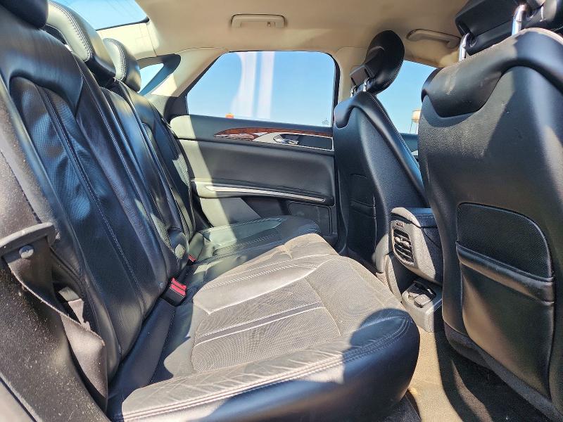 Photo 10 from auction – 2016 LINCOLN MKZ with VIN 3LN6L2LU2GR601895