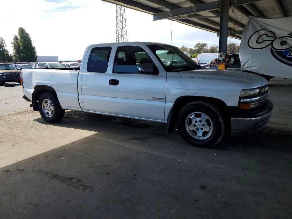 Photo 4 from auction – 2001 CHEVROLET SILVERADO with VIN 2GCEC19T911116562
