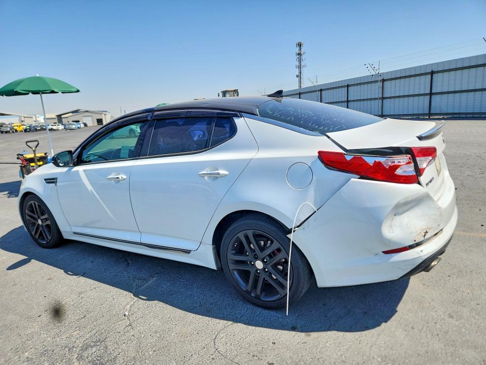 Photo 2 from auction – 2013 KIA OPTIMA with VIN 5XXGR4A62DG117520