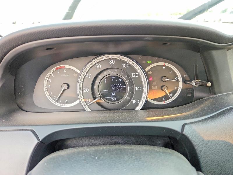 Photo 9 from auction – 2014 HONDA ACCORD with VIN 1HGCR2F30EA156834