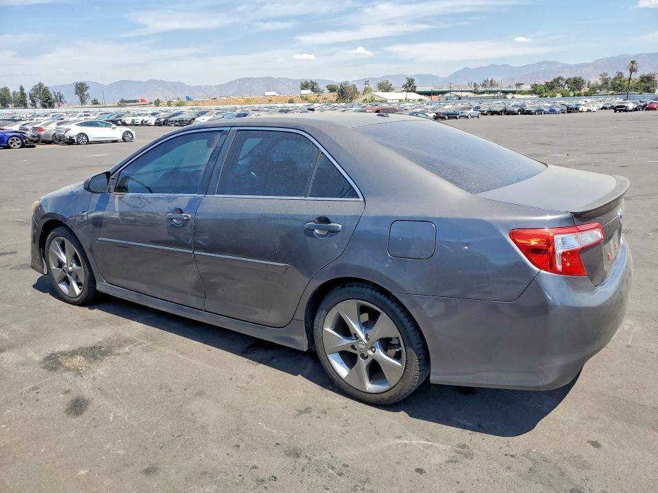 Photo 2 from auction – 2013 TOYOTA CAMRY with VIN 4T1BK1FK0DU531548