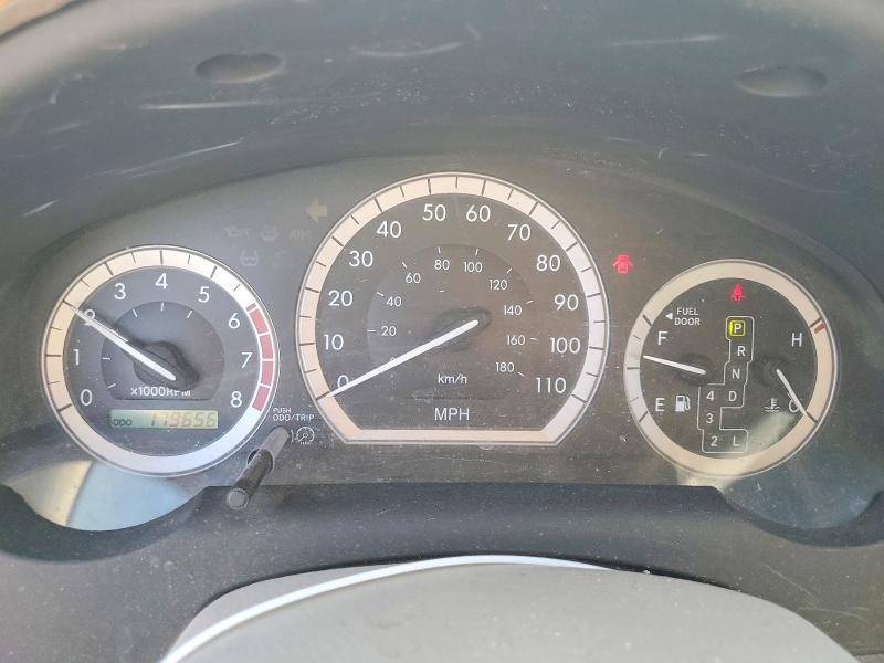 Photo 9 from auction – 2004 TOYOTA SIENNA with VIN 5TDZA23C24S056045