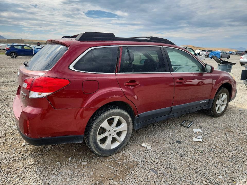 Photo 3 from auction – 2013 SUBARU OUTBACK with VIN 4S4BRBBC1D3267455