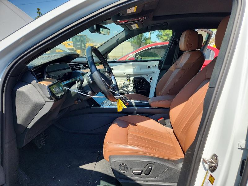 Zdjęcie 7 z aukcji – 2024 AUDI Q8 E-TRON z VIN WA14AAGE8RB027657