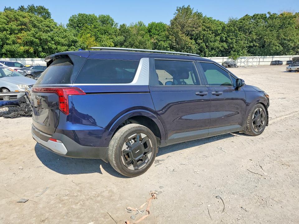 Photo 3 from auction – 2025 KIA CARNIVAL with VIN KNDNC5K32S6475893