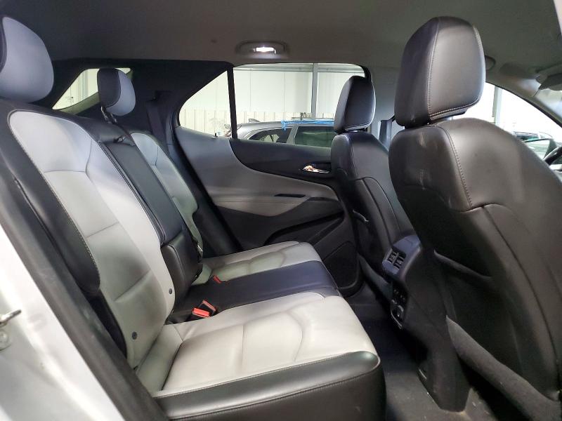 Photo 11 from auction – 2018 CHEVROLET EQUINOX with VIN 2GNAXVEV2J6306666
