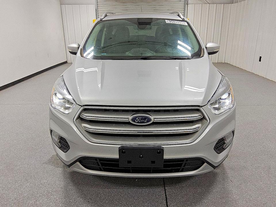 Photo 5 from auction – 2019 FORD ESCAPE with VIN 1FMCU0J97KUA35754