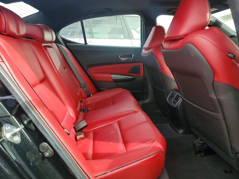 Photo 10 from auction – 2020 ACURA TLX with VIN 19UUB1F66LA012490