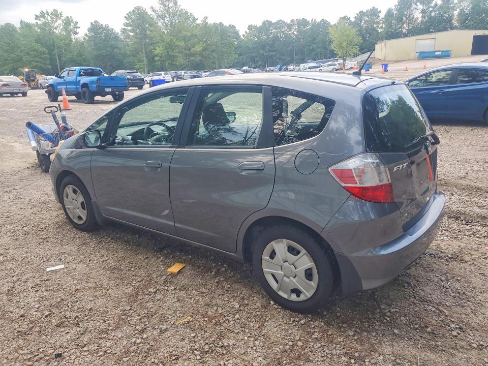 Photo 2 from auction – 2013 HONDA FIT with VIN JHMGE8G33DC047685
