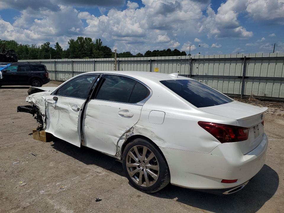 Photo 2 from auction – 2015 LEXUS GS with VIN JTHBE1BL5FA015151