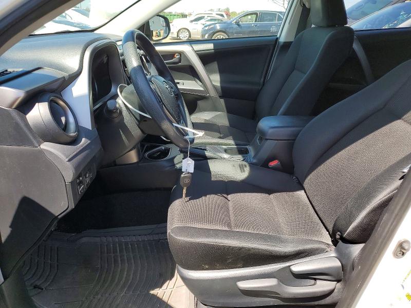Photo 7 from auction – 2017 TOYOTA RAV4 with VIN JTMZFREV1HJ142345