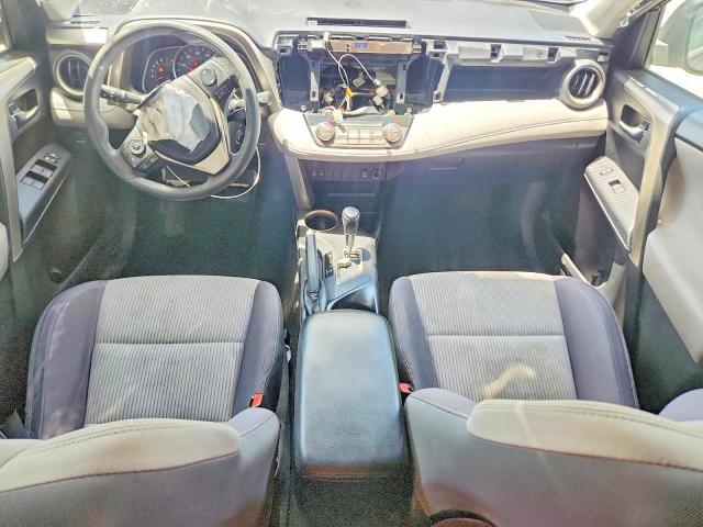 Photo 8 from auction – 2015 TOYOTA RAV4 with VIN 2T3WFREV6FW146232