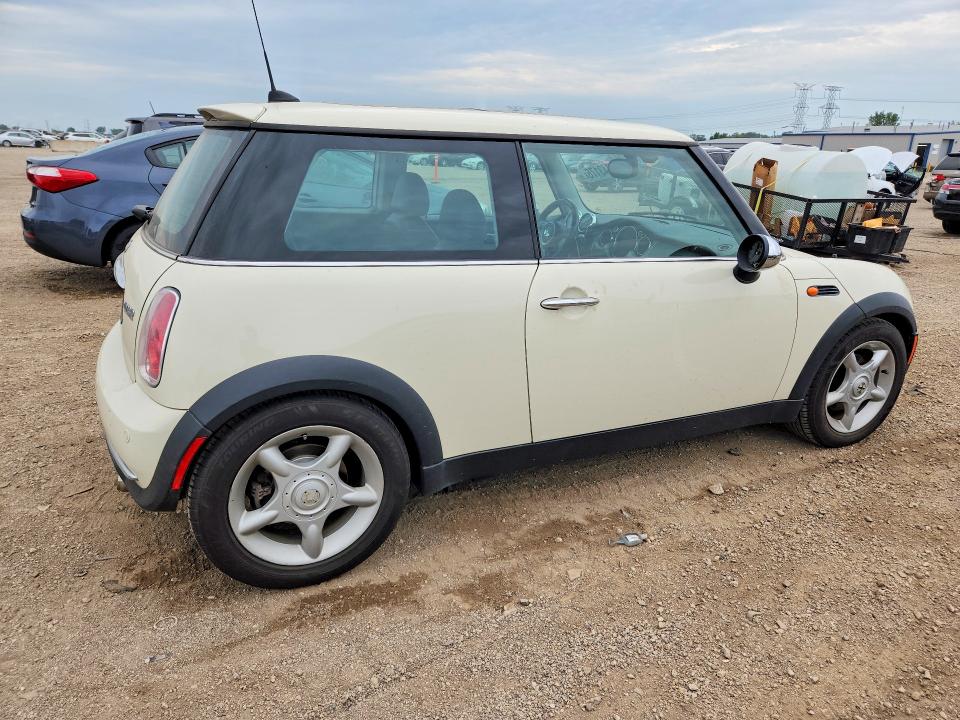 Photo 3 from auction – 2005 MINI COOPER with VIN WMWRC33415TJ65105