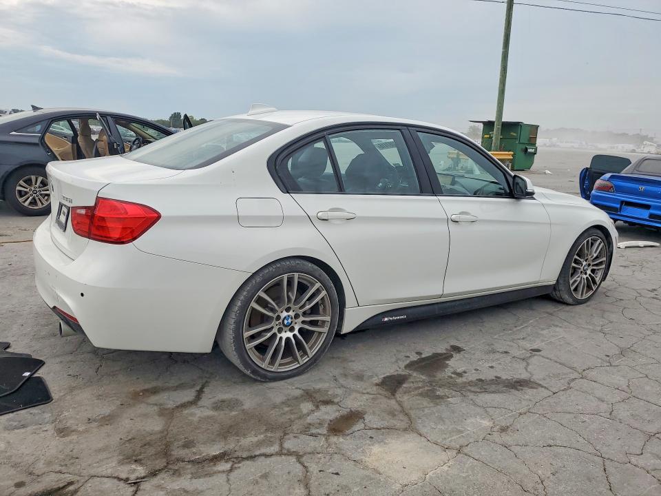 Photo 3 from auction – 2015 BMW 335 with VIN WBA3A9C51FF686624