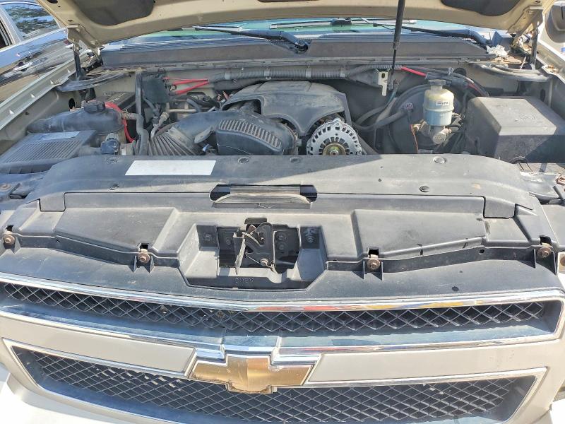Photo 12 from auction – 2010 CHEVROLET TAHOE with VIN 1GNUKAE07AR180933