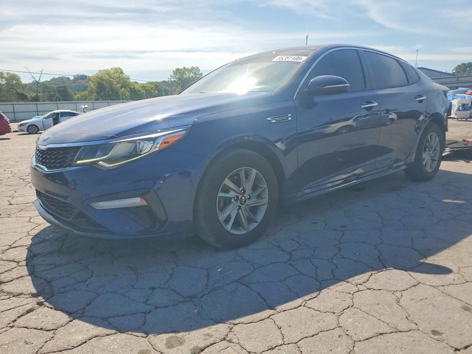 KIA OPTIMA 2019 with VIN 5XXGT4L36KG319908 - Photo from auction