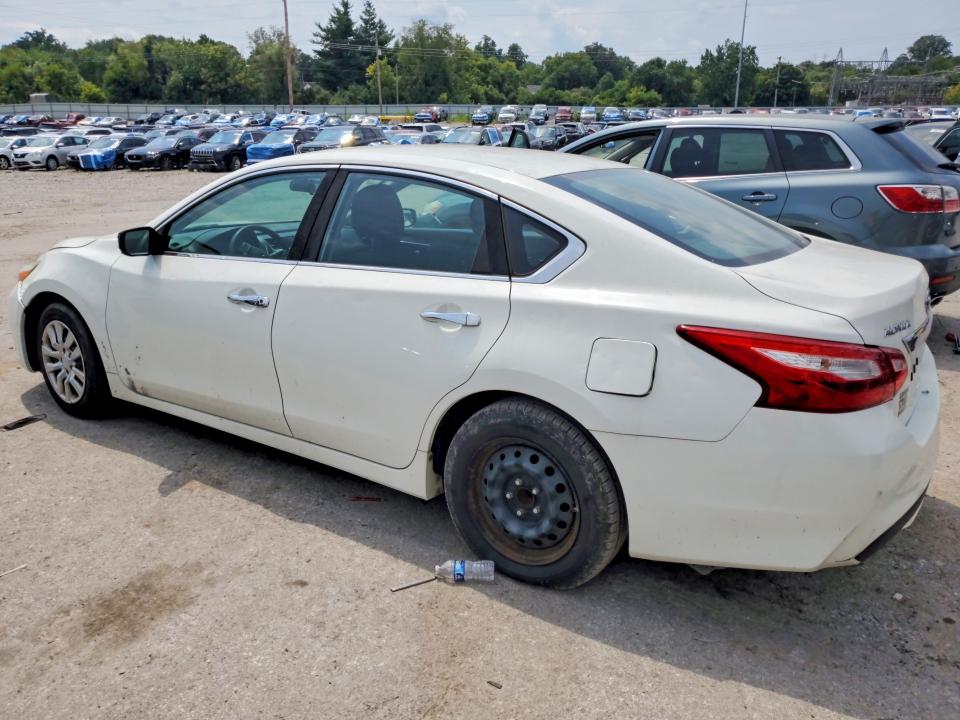 Photo 2 from auction – 2016 NISSAN ALTIMA with VIN 1N4AL3AP4GC149485