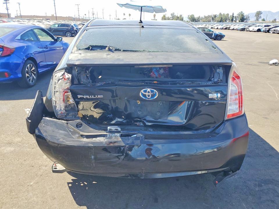 Photo 6 from auction – 2015 TOYOTA PRIUS with VIN JTDKN3DU3F0419249