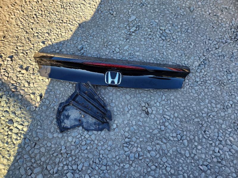 Photo 12 from auction – 2015 HONDA CIVIC with VIN 2HGFG3B80FH512244