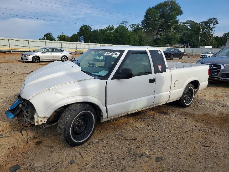 GMC SONOMA 1997 with VIN 1GTCS19X9V8527203 - Photo from auction
