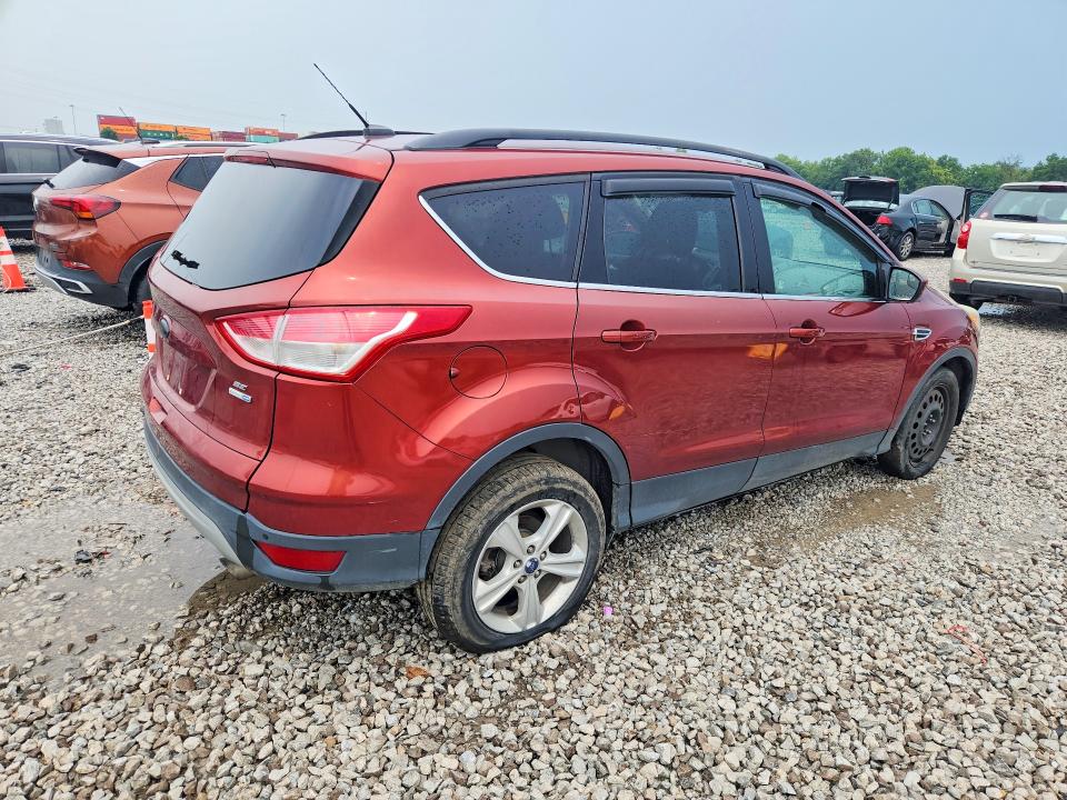 Photo 3 from auction – 2014 FORD ESCAPE with VIN 1FMCU9GX8EUD42882