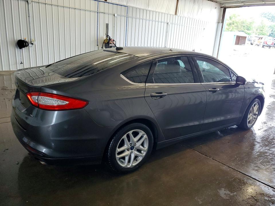 Photo 3 from auction – 2016 FORD FUSION with VIN 3FA6P0H78GR339256