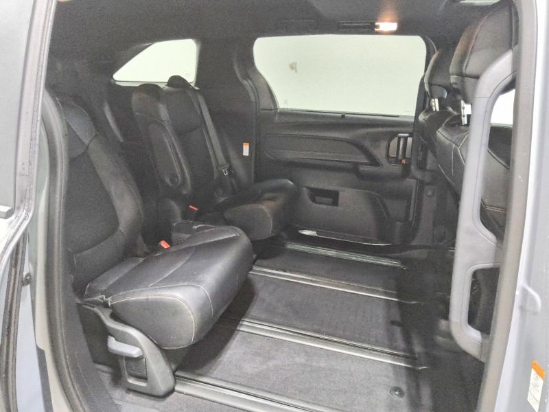 Photo 11 from auction – 2025 TOYOTA SIENNA with VIN 5TDCSKFC9SS176307