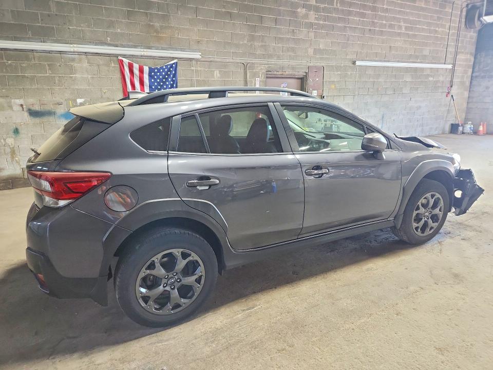 Photo 3 from auction – 2022 SUBARU CROSSTREK with VIN JF2GTHRC5NH275374